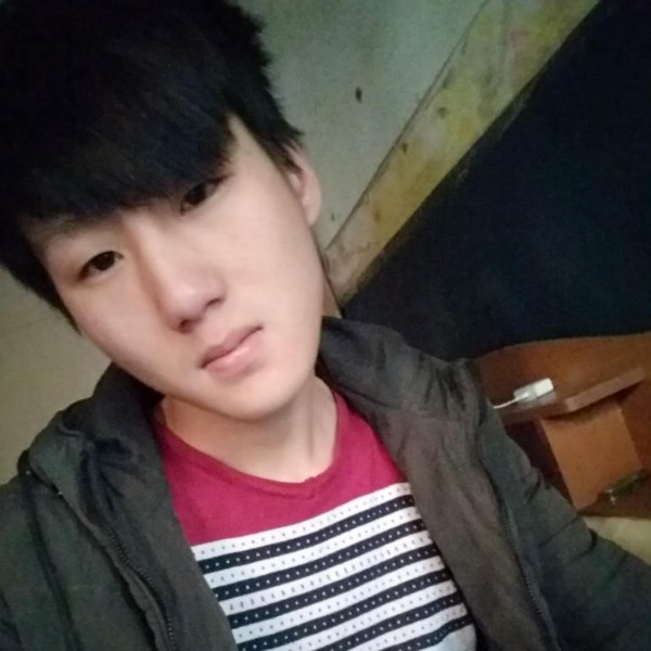 愉快笑发卡的照片