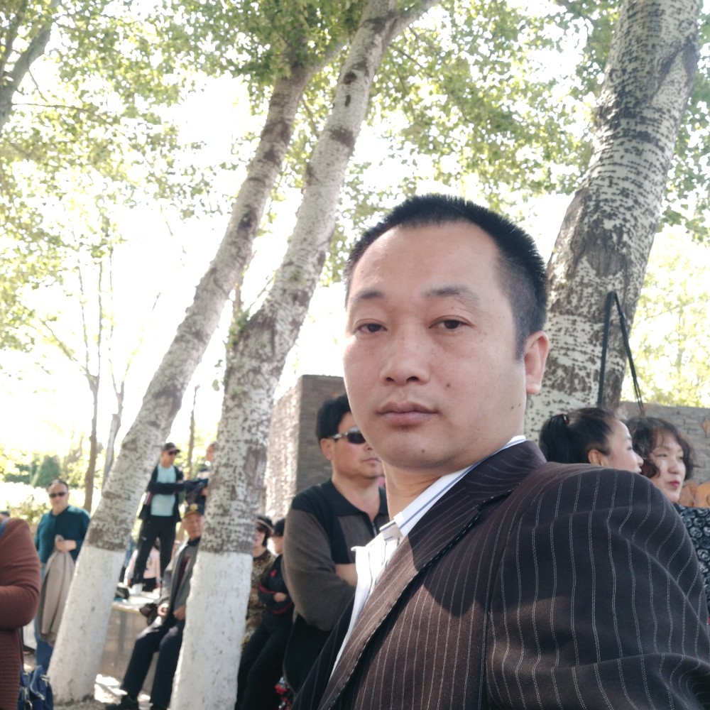 英俊说小蘑菇的照片
