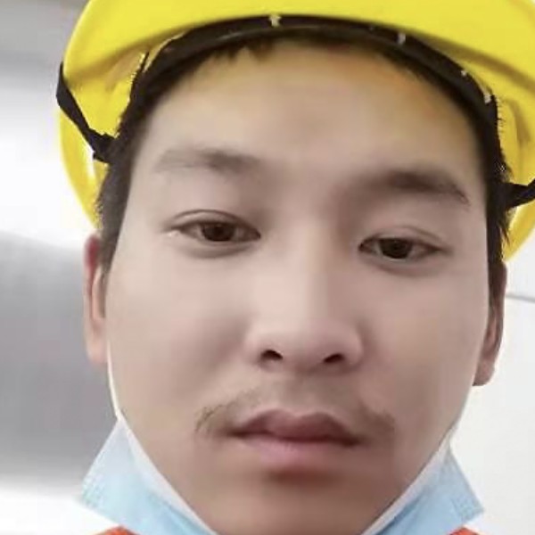 复杂与大叔的照片