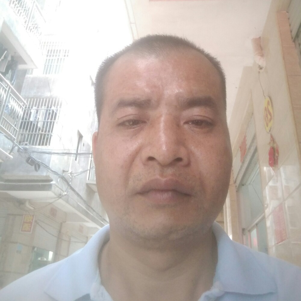 唐雨生的照片