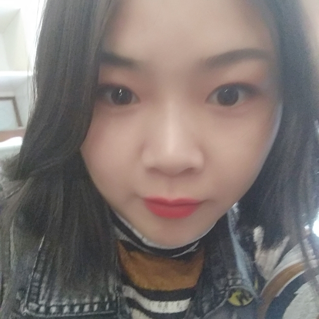 桵茜的照片