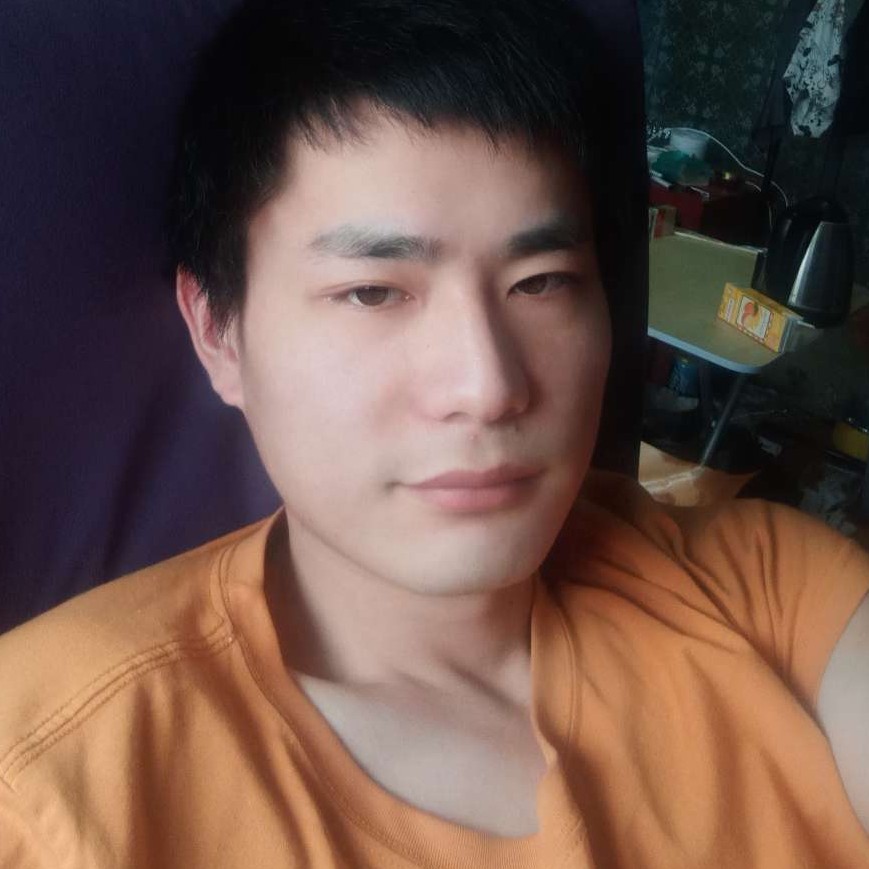 小懒虫和虚拟的照片