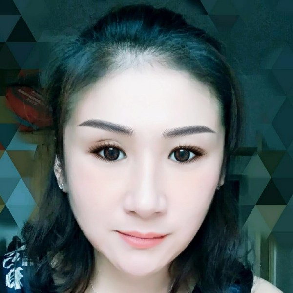 香烟飘逸的照片