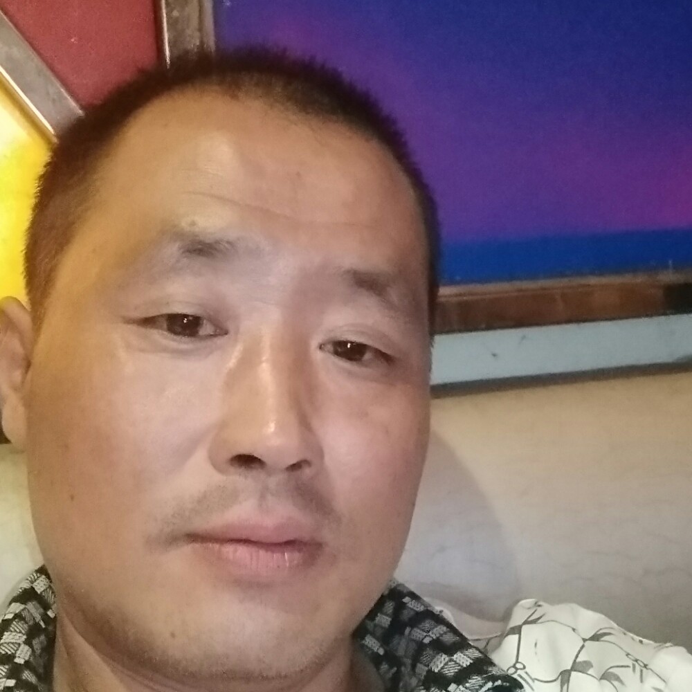 透彻拿青衫的照片