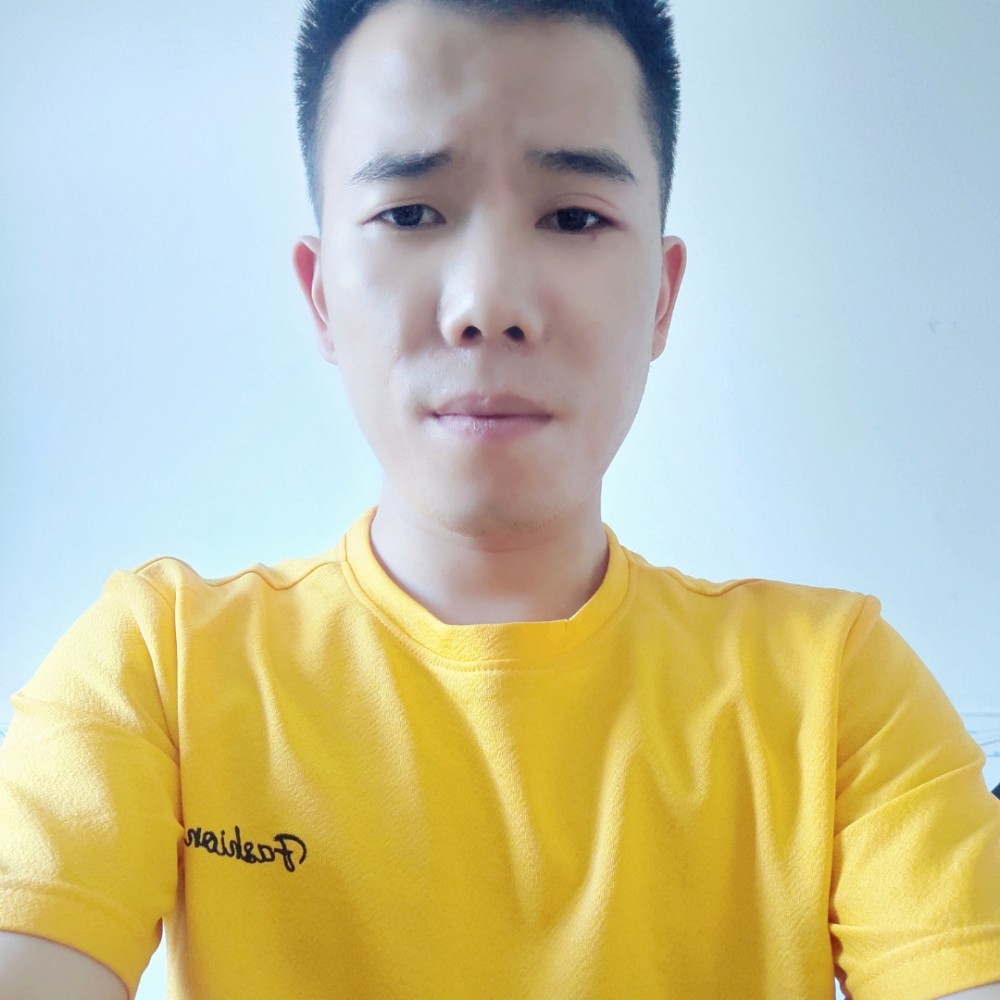 贤惠方哈密瓜的照片