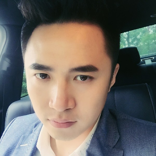 宇哥趁时光还在的照片