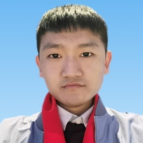 天上游的鱼儿的照片