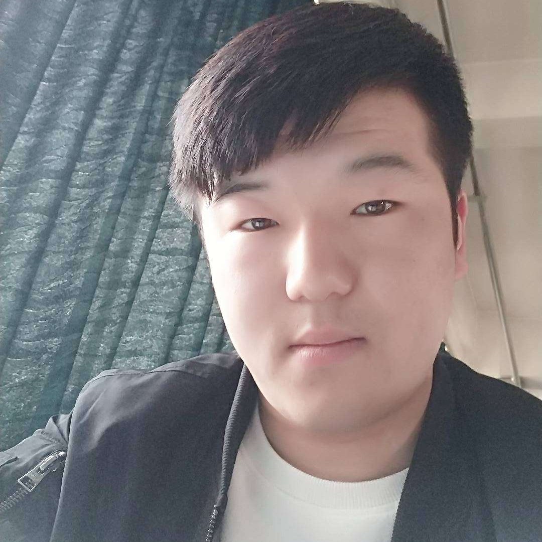 天空的倾斜角的照片