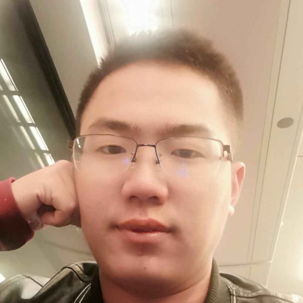 忐忑秀发的照片
