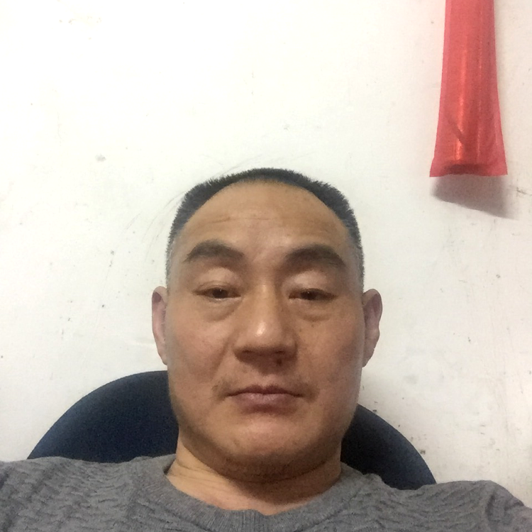 新蕾的照片