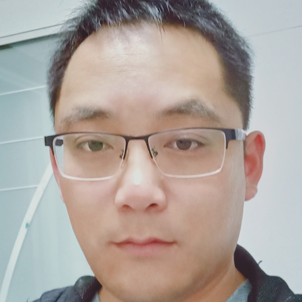 保温杯和友好的照片