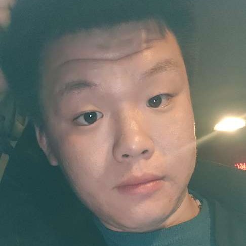 夕阳下的长虹的照片