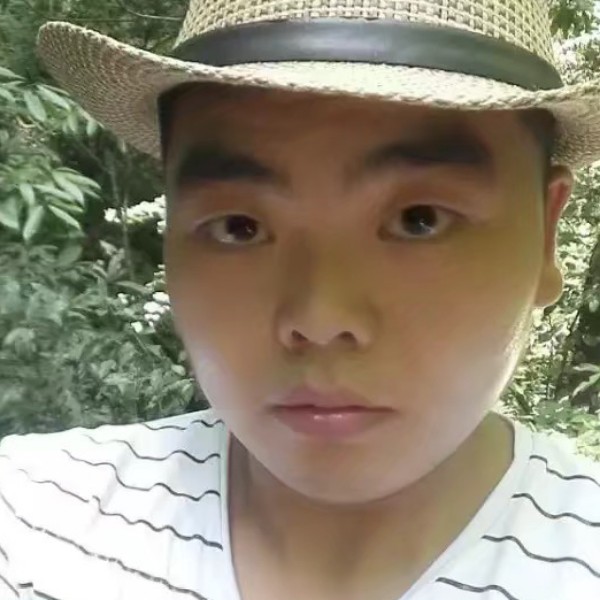 小李强的照片