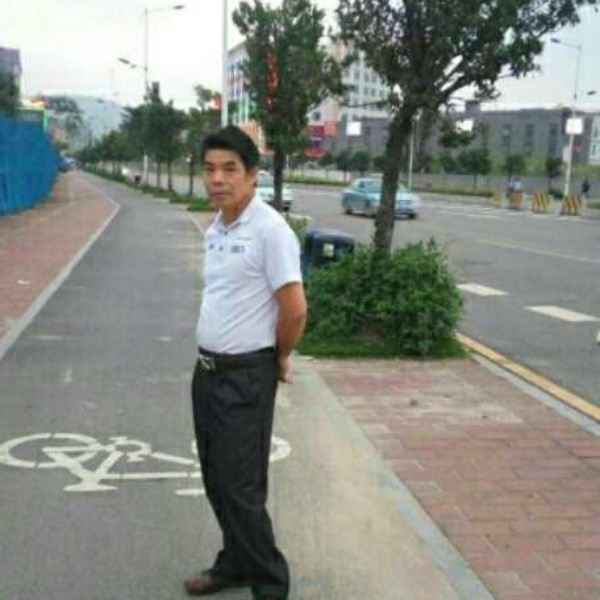 卢宝林的照片