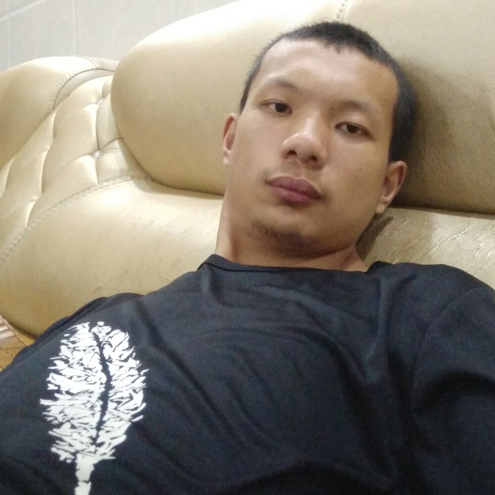 雷涛涂涂的照片