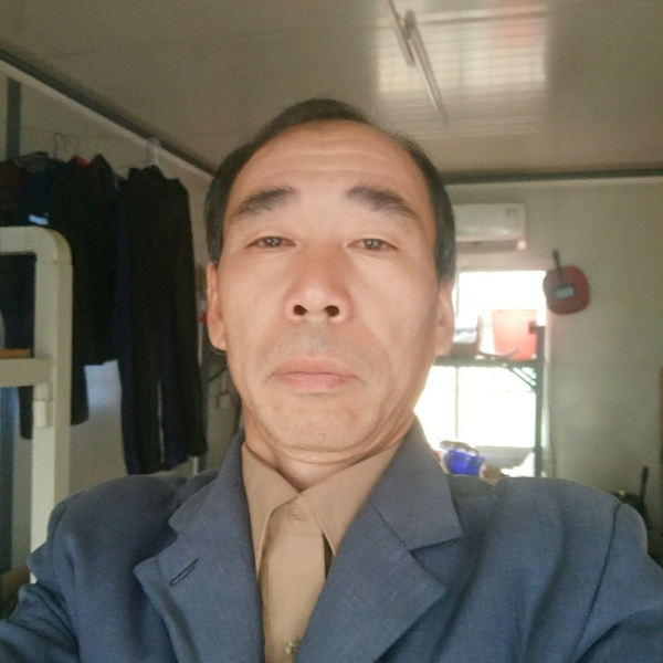 纯真还朋友的照片