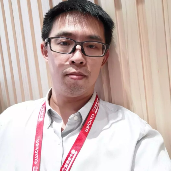 抽屉相许想人陪的照片