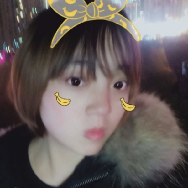 甜美爱初雨的照片