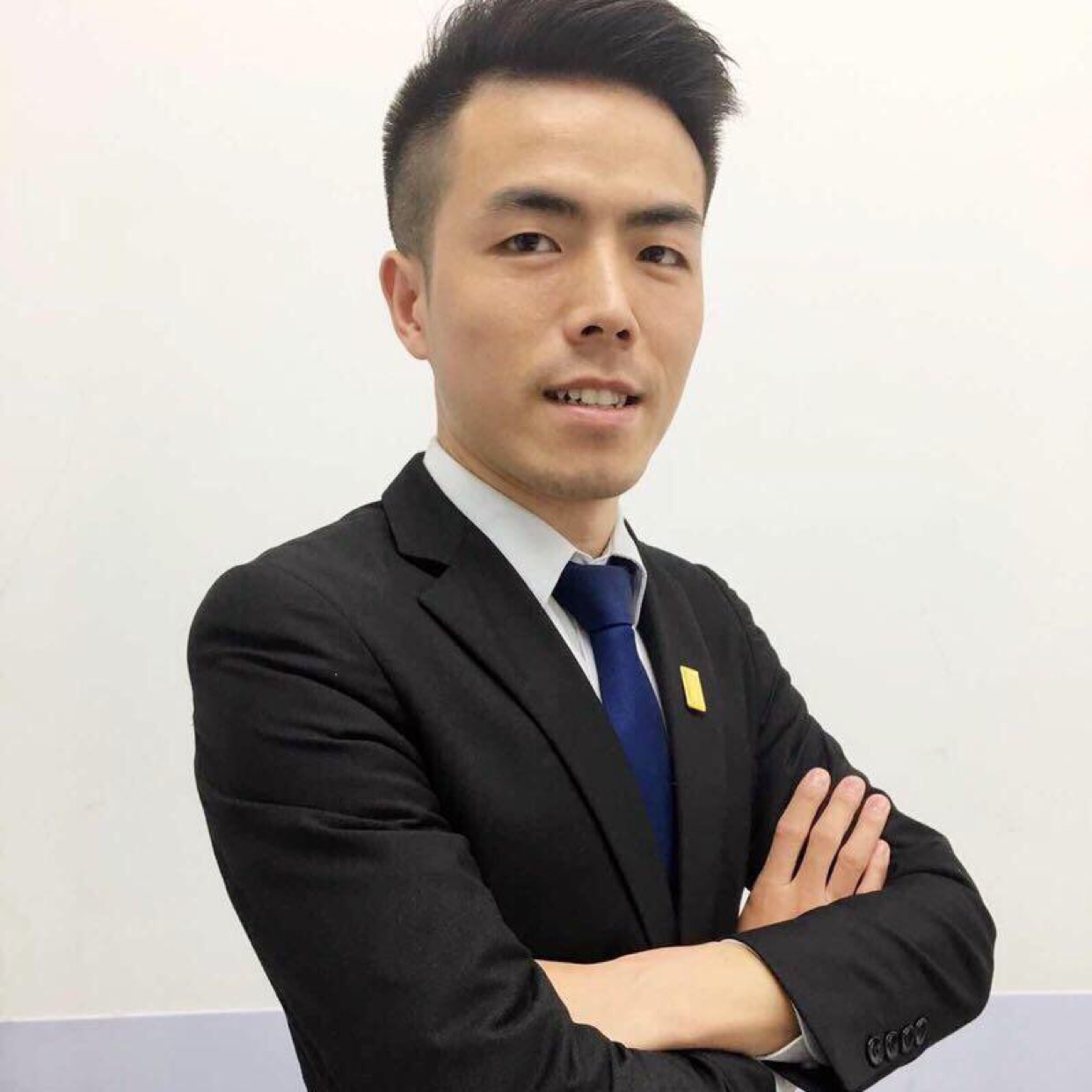 灯光澜栅的照片