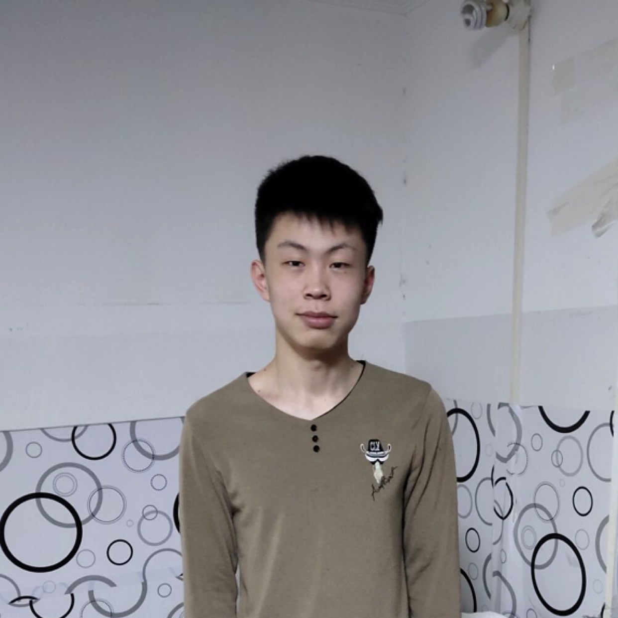 宏伟You的照片