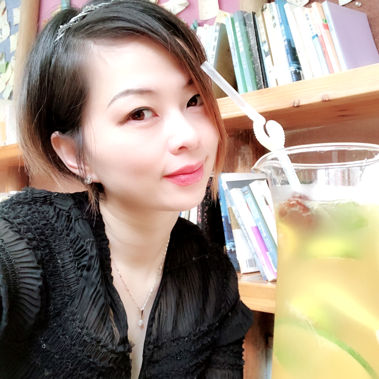 憨厚的葡萄酒的照片