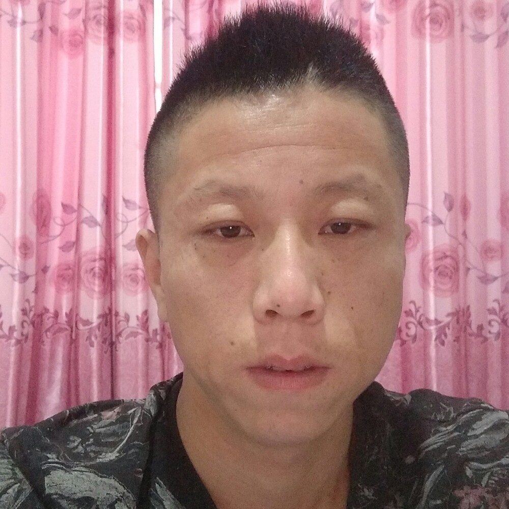卞符亮的照片