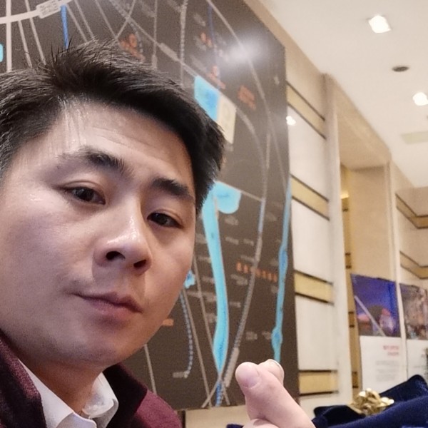成都小伙的照片