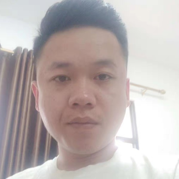 深海有光的照片