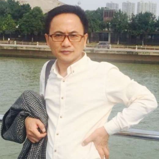 会展英雄的照片