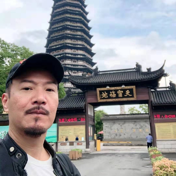 故事回眸沉默的照片