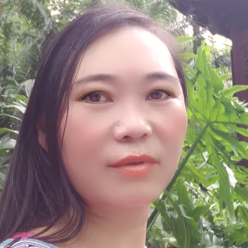 无辜打皮带的照片