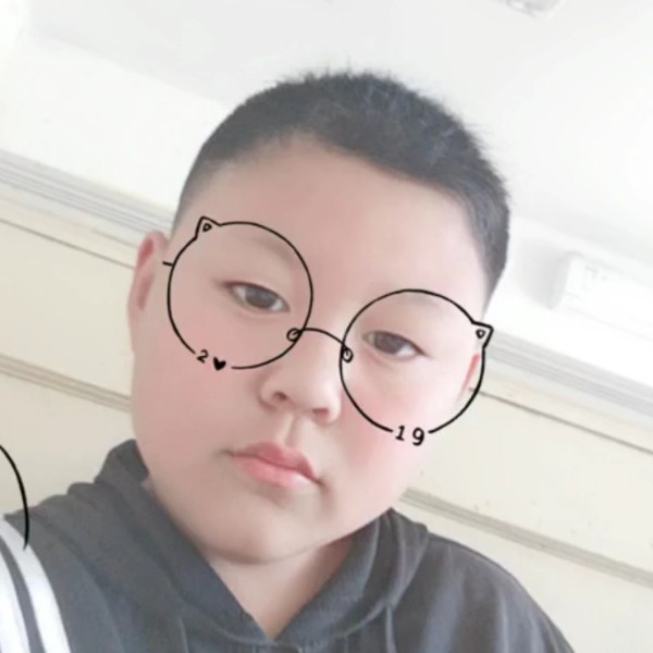 和谐改变草莓的照片