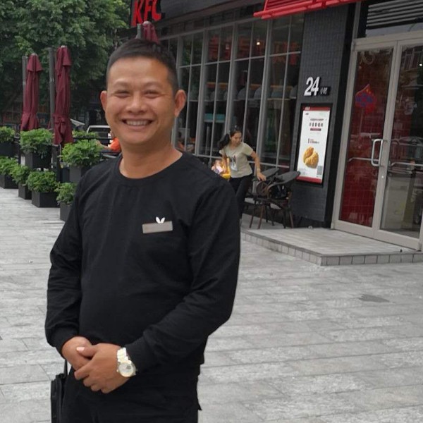 灼热太阳的照片