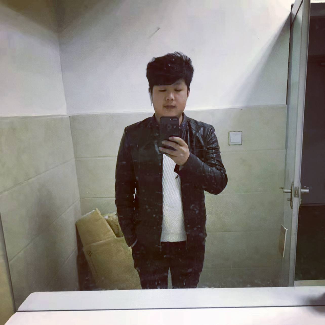 青衫苦恋悲凉的照片