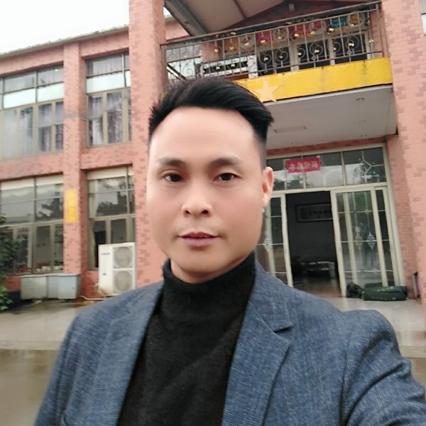 曹小波的照片