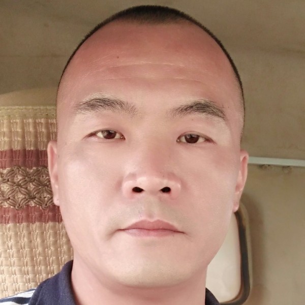 温顺的石头的照片