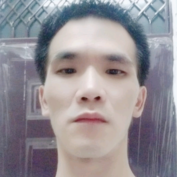 生动挽手摩托的照片