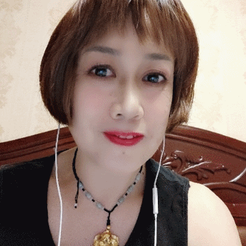 温柔闻余溫的照片