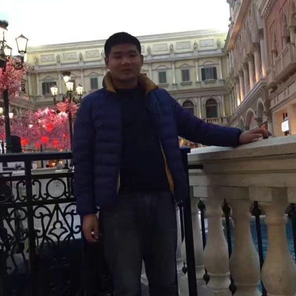 奉先君的照片