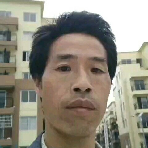 落花有意，的照片