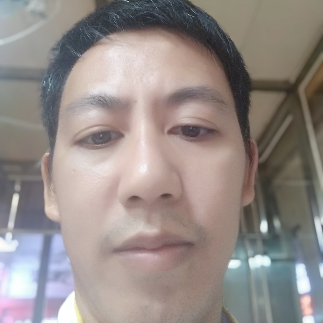 尊云等待虚拟的照片