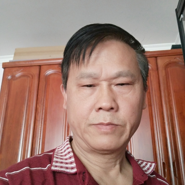 蓝天唯一的的照片