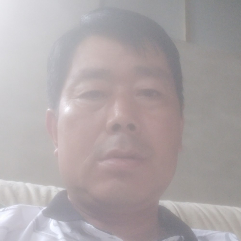 如梦怕黑的照片