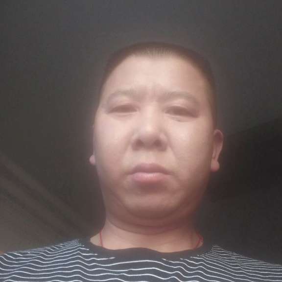 帆布鞋的悲凉的照片