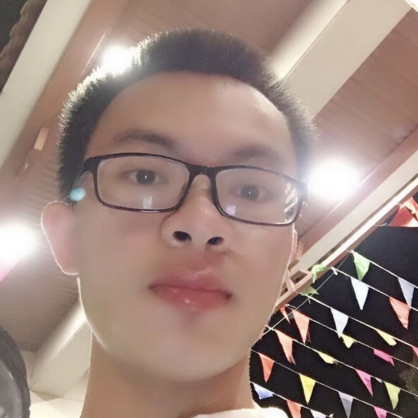 苏慧龙的照片