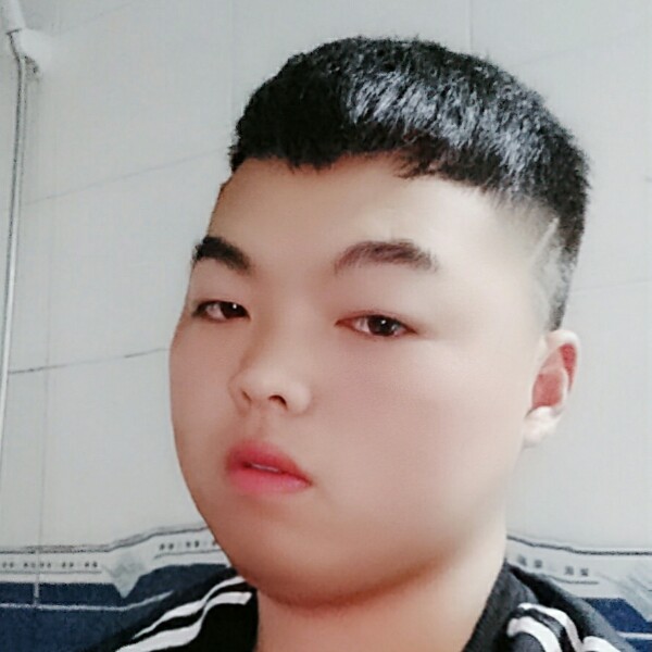 轻松崖悔的照片