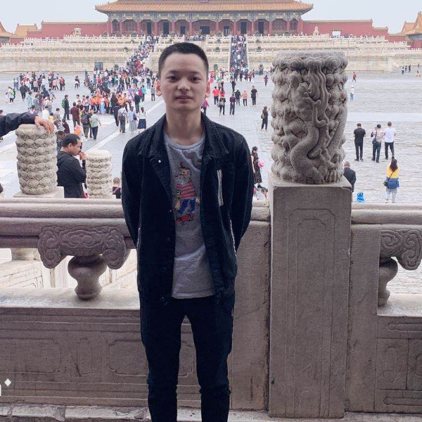 一腔孤勇：0的照片