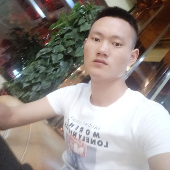 帅哥安详的照片