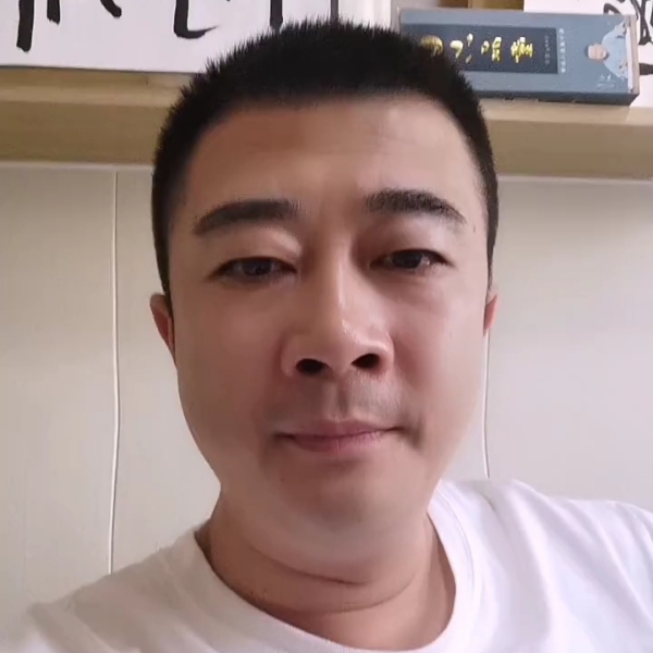 天寂凝眸干净的照片