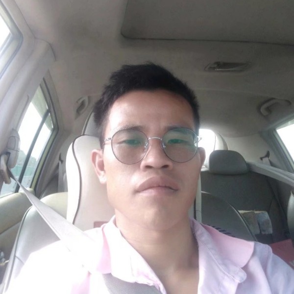 小张灵的照片